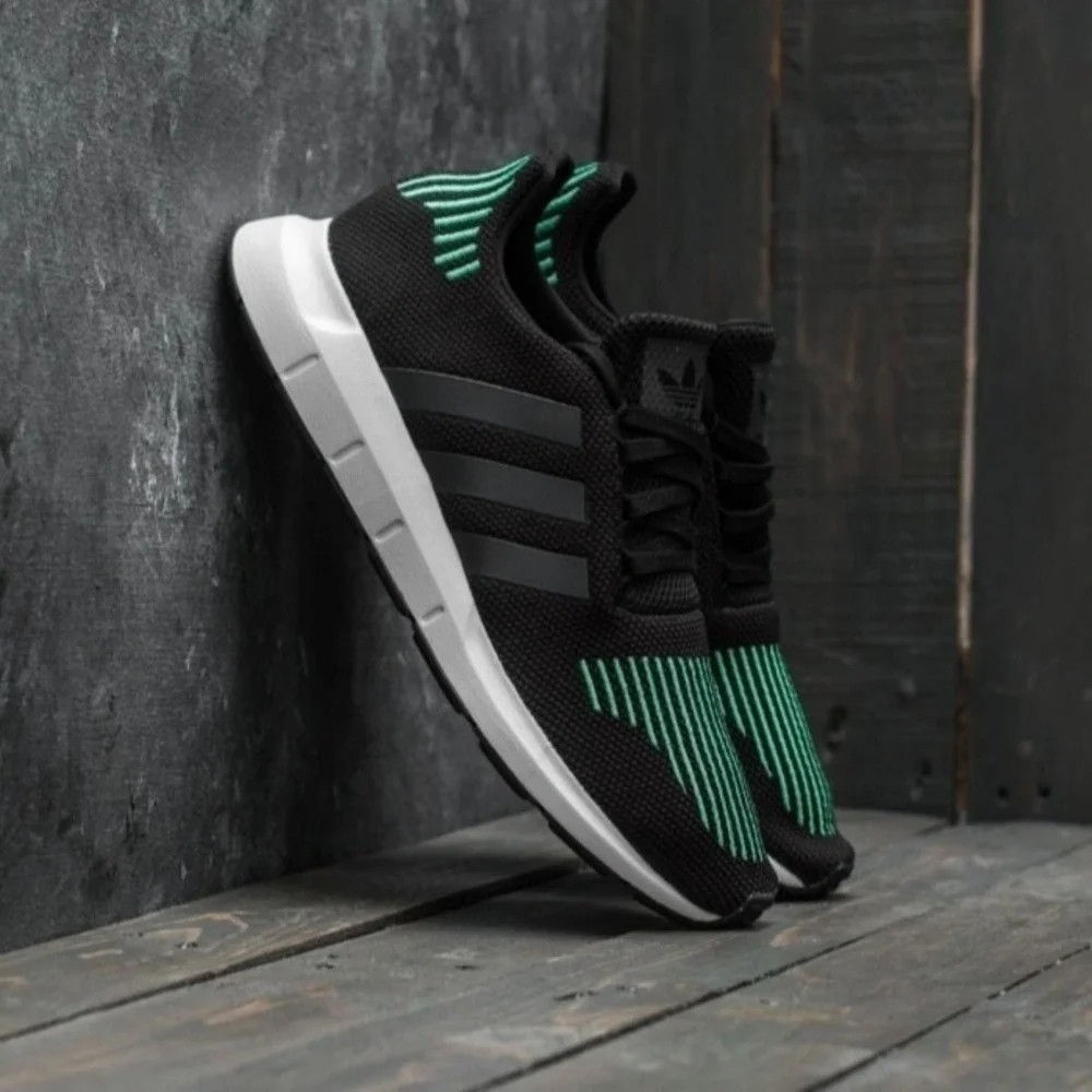 Adidas Swift Run Shoes CG4158 Black Green Size 6.5 Men Or Youth Running Sneakers